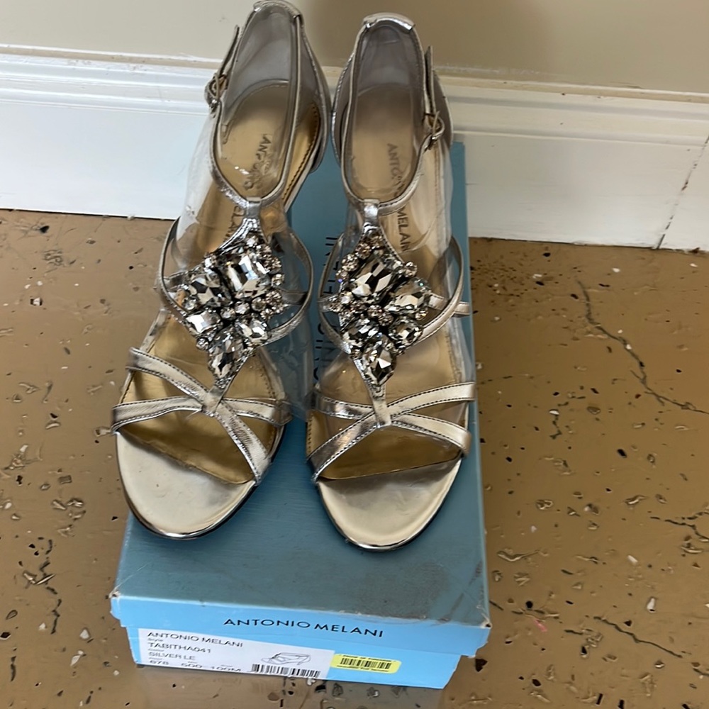 Sandal heels